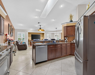 3077 Se Galt - Photo Thumbnail 17