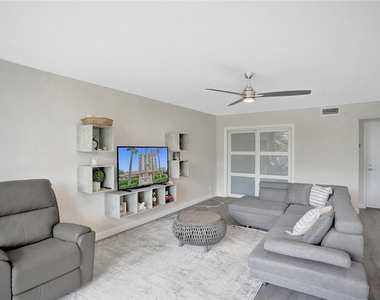 5200 N Ocean Boulevard - Photo Thumbnail 7