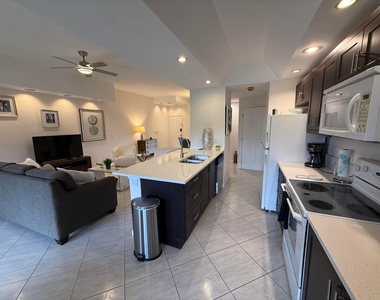 7472 La Paz Boulevard - Photo Thumbnail 1