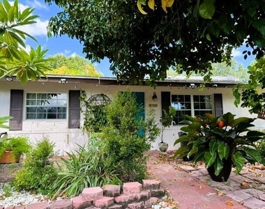 3803 Heather Drive W - Photo Thumbnail 20