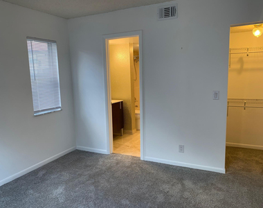 21915 Lake Forest Circle - Photo Thumbnail 19