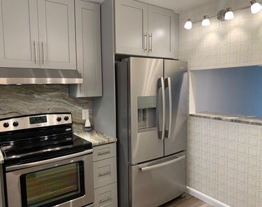 21915 Lake Forest Circle - Photo Thumbnail 4
