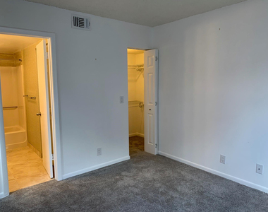 21915 Lake Forest Circle - Photo Thumbnail 20