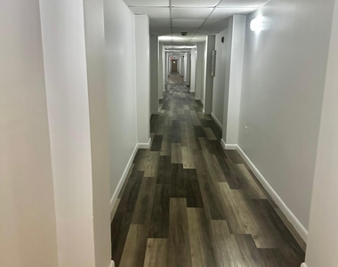 4158 Inverrary Drive - Photo Thumbnail 2