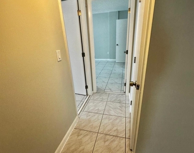 4158 Inverrary Drive - Photo Thumbnail 11