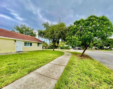 5216 Ne 20th Avenue - Photo Thumbnail 15