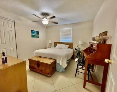 5216 Ne 20th Avenue - Photo Thumbnail 8