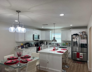 5603 Parker Avenue - Photo Thumbnail 4
