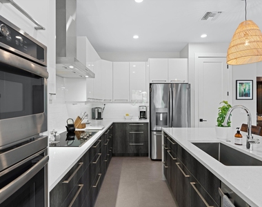238 Se 4th Avenue - Photo Thumbnail 6