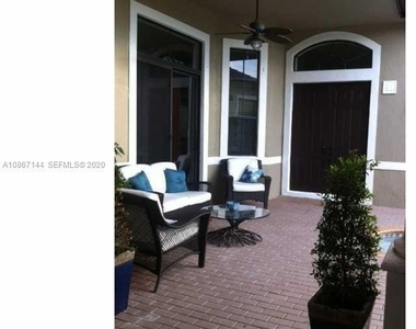 19080 Sw 24th Street - Photo Thumbnail 13