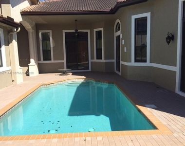 19080 Sw 24th Street - Photo Thumbnail 10