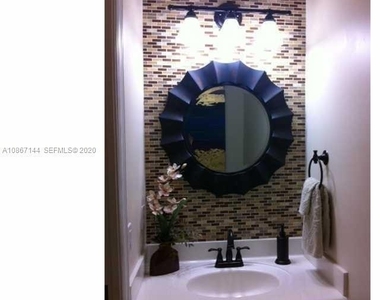 19080 Sw 24th Street - Photo Thumbnail 5