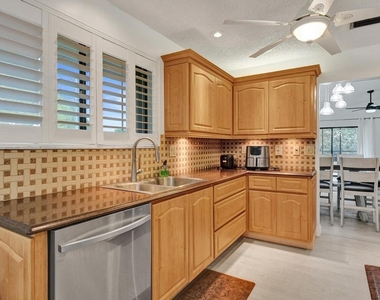 9361 Sw 23rd Street - Photo Thumbnail 12