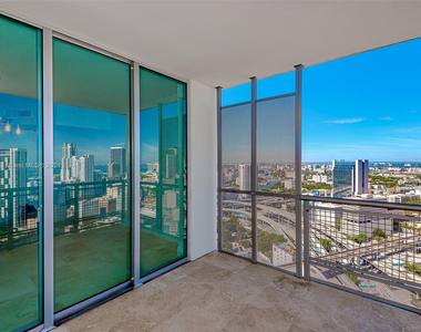 350 S Miami Avenue - Photo Thumbnail 10