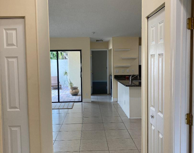 3090 S Oakland Forest Drive - Photo Thumbnail 7