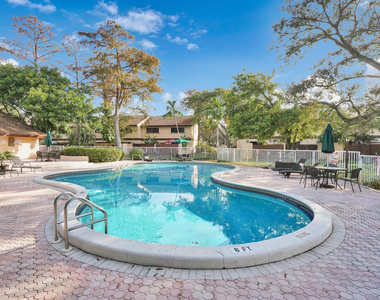 3090 S Oakland Forest Drive - Photo Thumbnail 17