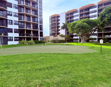 859 Jeffery Street - Photo Thumbnail 60