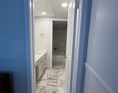 859 Jeffery Street - Photo Thumbnail 26