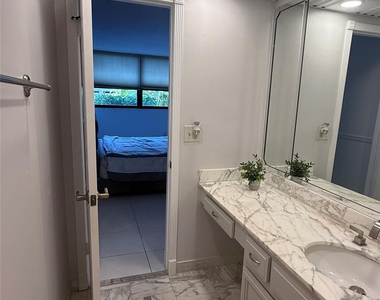 859 Jeffery Street - Photo Thumbnail 30