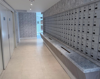 859 Jeffery Street - Photo Thumbnail 41