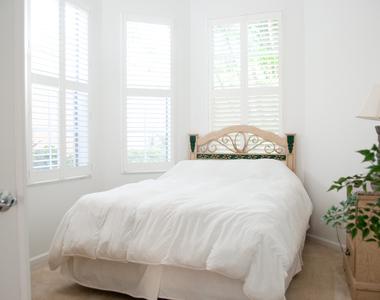 7684 Hummingbird Court - Photo Thumbnail 9
