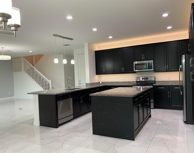 9754 Celtic Sea Lane - Photo Thumbnail 18