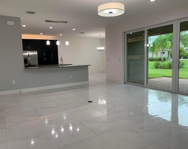 9754 Celtic Sea Lane - Photo Thumbnail 10