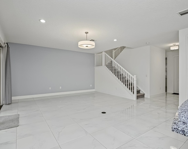 9754 Celtic Sea Lane - Photo Thumbnail 7