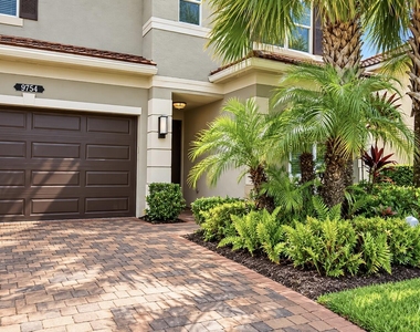 9754 Celtic Sea Lane - Photo Thumbnail 5