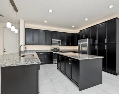 9754 Celtic Sea Lane - Photo Thumbnail 12