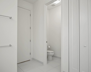 9754 Celtic Sea Lane - Photo Thumbnail 30