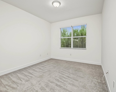 9754 Celtic Sea Lane - Photo Thumbnail 20
