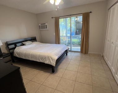 31 Westbury B Circle - Photo Thumbnail 7