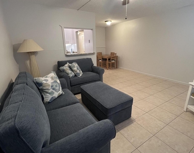 31 Westbury B Circle - Photo Thumbnail 2