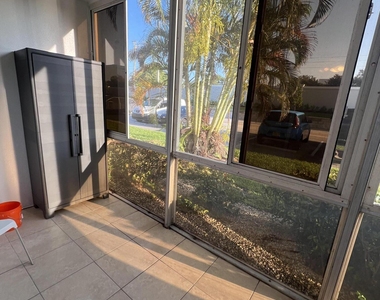 31 Westbury B Circle - Photo Thumbnail 10