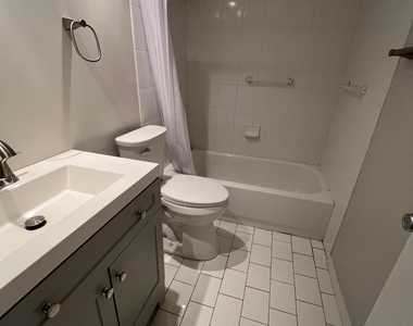 31 Westbury B Circle - Photo Thumbnail 9