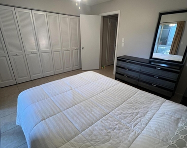 31 Westbury B Circle - Photo Thumbnail 6
