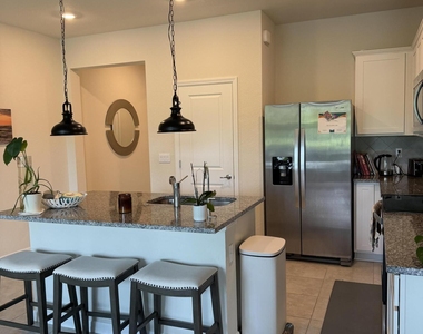 2933 Olivia Avenue - Photo Thumbnail 14