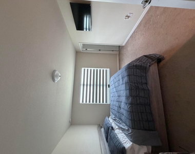 2933 Olivia Avenue - Photo Thumbnail 22