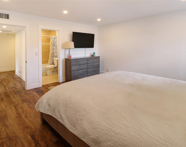9390 Sw 61st Way - Photo Thumbnail 19