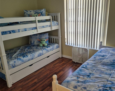 2260 Ne 67th Street - Photo Thumbnail 40