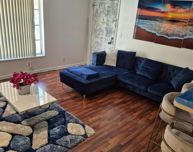 2260 Ne 67th Street - Photo Thumbnail 17