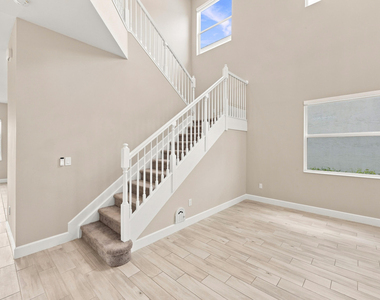 5608 Macoon Way - Photo Thumbnail 13