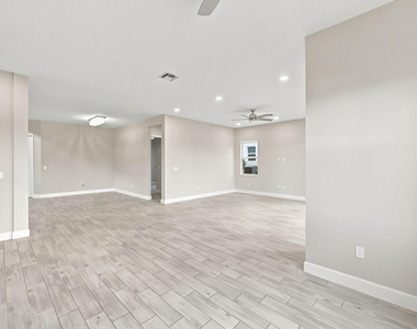 5608 Macoon Way - Photo Thumbnail 45