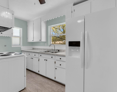 434 49th Street - Photo Thumbnail 11