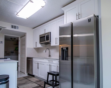 3810 Nw 23rd Court - Photo Thumbnail 3