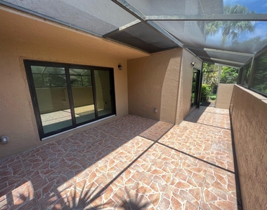 3810 Nw 23rd Court - Photo Thumbnail 31