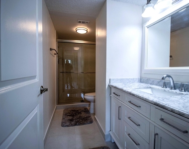 3810 Nw 23rd Court - Photo Thumbnail 19