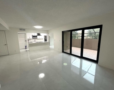 3810 Nw 23rd Court - Photo Thumbnail 11