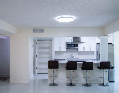 3810 Nw 23rd Court - Photo Thumbnail 8